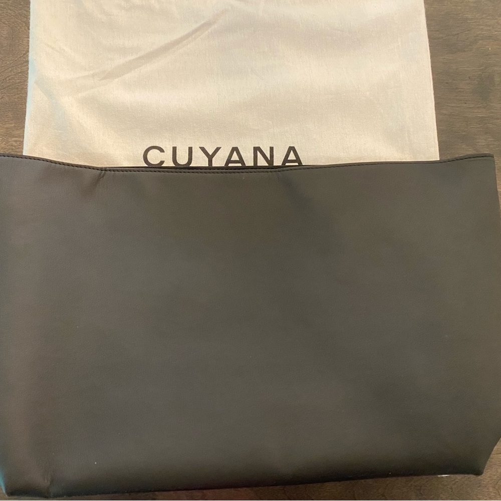 Cuyana Black Tote Bag